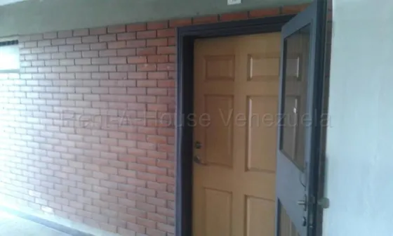 Milagros Inmuebles Oficina Alquiler Barquisimeto Lara Zona Centro Economica Comercial Economico Código Inmobiliaria Rent-a-house  25-20067