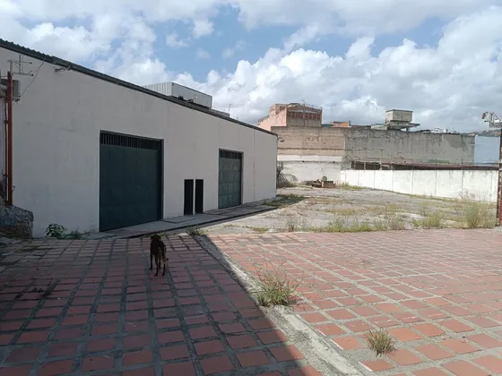 Galpones En Alquiler Centro De Guarenas!