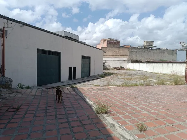 Galpones En Alquiler Centro De Guarenas!
