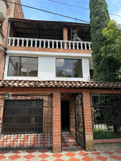 Venta Casa Residencial En Belén Fátima Medellín