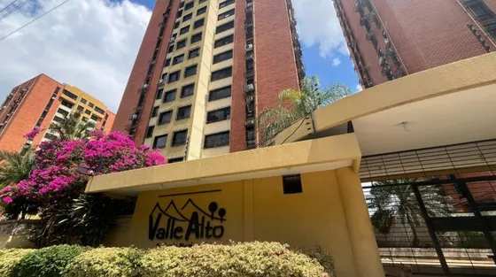 Apartamento Urb Palma Real Res Valle Alto Mañongo Naguanagua Edo Carabobo. Luisa Mezones Vende.