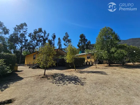 Parcela En Venta En Puchuncaví Con 7 Cabañas