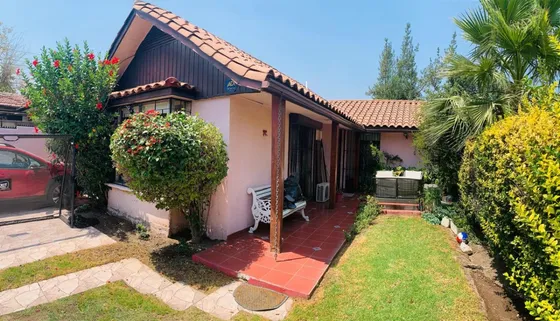 Acogedora Casa De 3d+2b - Fleming / Padre Hurtado 