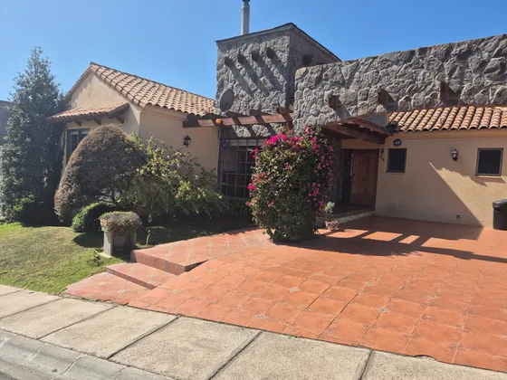 I. Holzapfel #1117. Casa 3d4b En Mantagua