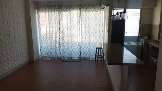 Se Vende Comodo Apartamento En Piso Bajo, Torre Industrial, Centro, 007jsc