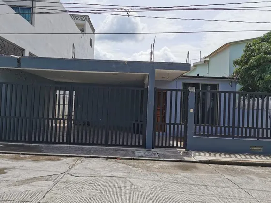 Venta Casa Una Recamara Col. Del Valle Tuxpan Veracruz