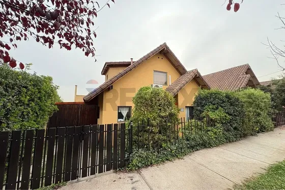 Casa Familiar En La Florida Alto