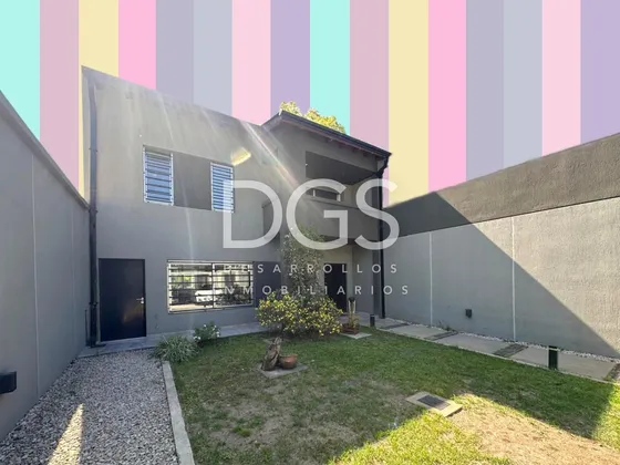 Casa En Venta 5 Ambientes En Lomas De Zamora