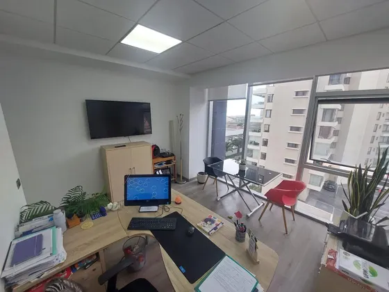Oficina En Venta Ubicado En Bosques De Montemar