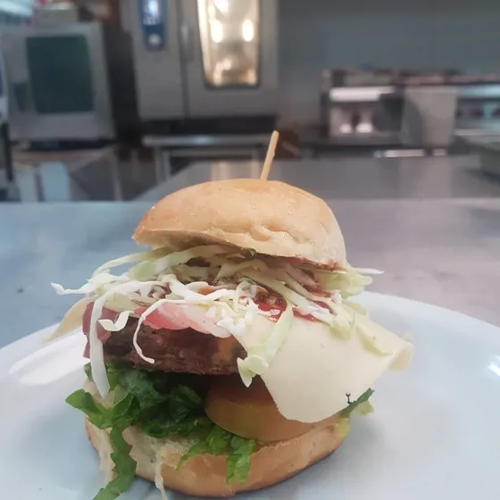 Vendo Importante Empresa Gastronomica De Servicio De Elaboracion De Viandas Para Empresas