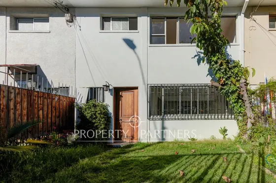 Oportunidad Increíble Casa En Pasaje Frente Al Jum...
