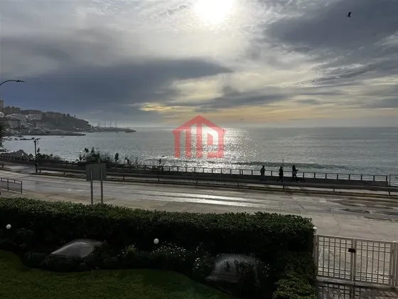 Depto En Av. Borgoño Frente A La Playa, 2 Estacionamientos