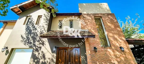 Venta Casa 4 Dormitorios Acacias Blancas Con Cochera