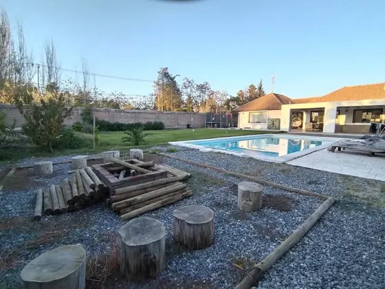 Condominio Brisas De Chena 3d 3b Piscina 5 X 10, 1050 Mt2
