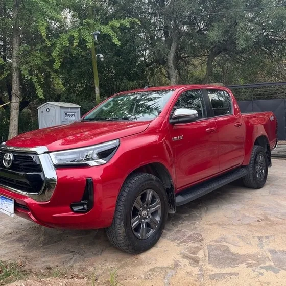 Toyota Hilux Srv 2.8 Tdi 4x4