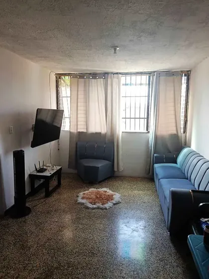 Vendo Apartamento Resid. Arboleda, Urb. Parque Valencia