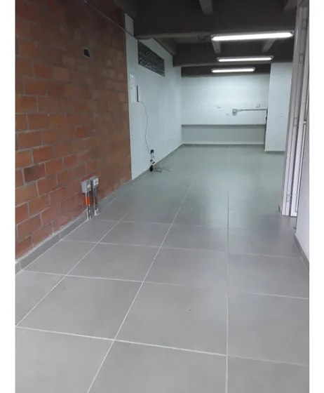Local En Alquiler En Rionegro - Sector Tranvã­a