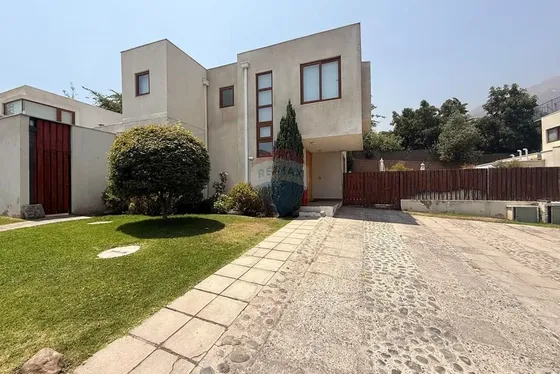 Casa En Condominio Con Acceso Controlado