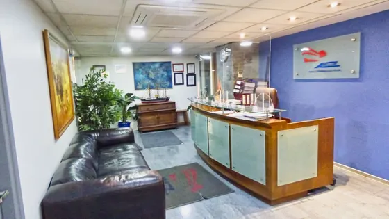 Oficina Amoblada Manuel Montt / Duoc Uc Antonio Varas 