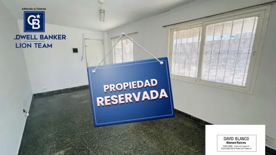 Casa Al Fondo Entrada Independiente - Cochera Cubierta Para 2 Autos 
