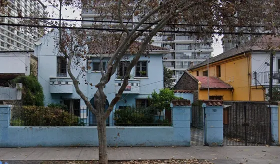 Gran Casona Con Patio, Ideal Para Inversión 