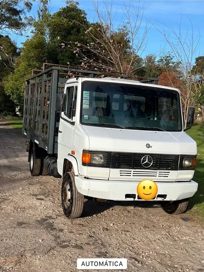 Mercedes Benz 710 Plus