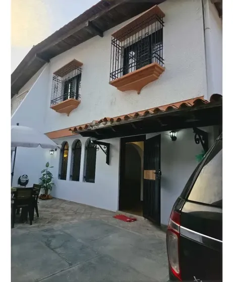 Venta Casa Alto Prado 400 M2