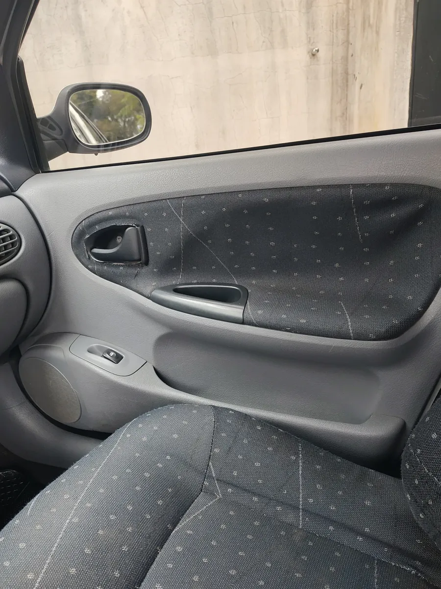 Renault Megane 1.6 16V Expression5444630673575219217