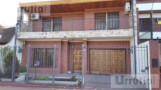 Chalet -  Moron Norte