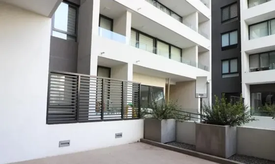Depto En Venta De 2 Dorm. En Ñuñoa / 1er Piso / Plaza Egaña