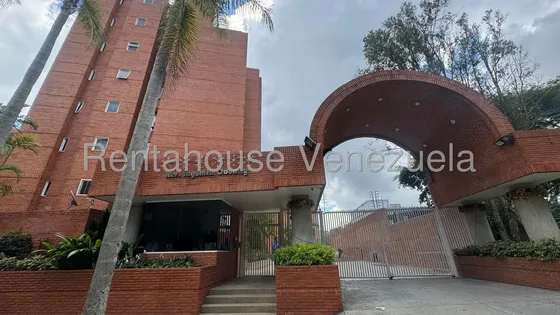 Apartamento En Venta En La Lagunita Country Club Cr- 26-578