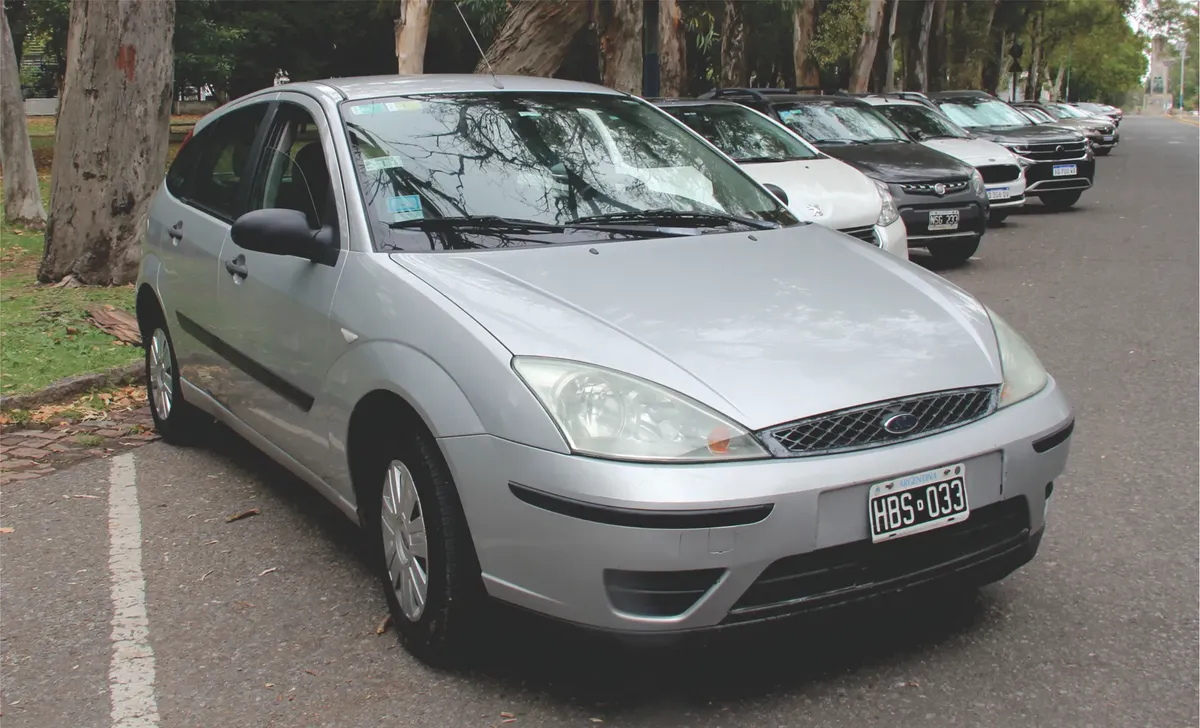 Ford Focus 1.6 Ambiente Mp3