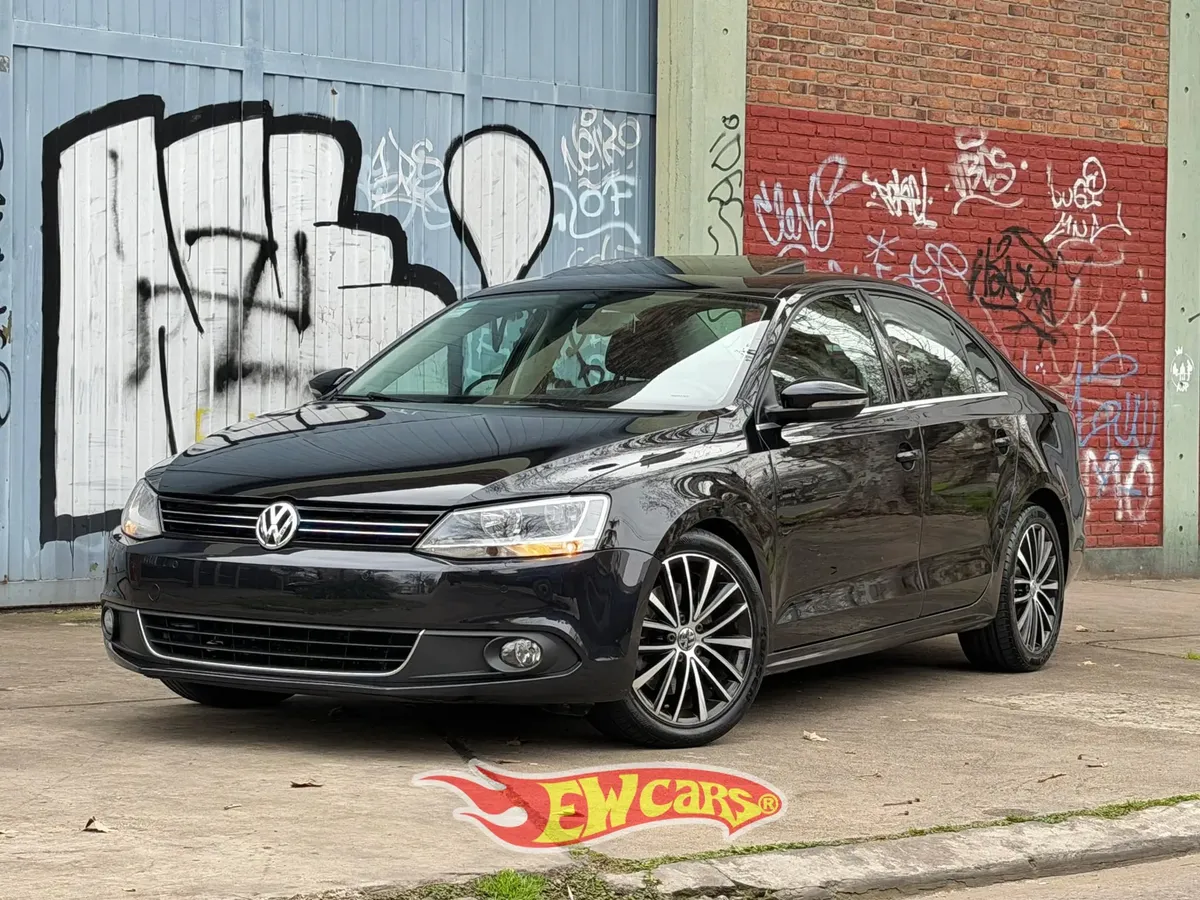 Volkswagen Vento 2.0 Sportline Tsi 200cv