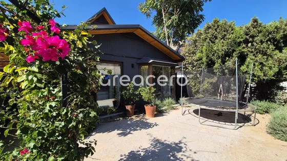 Casa A Pasos De Colegio San Miguel Arcangel A La Venta