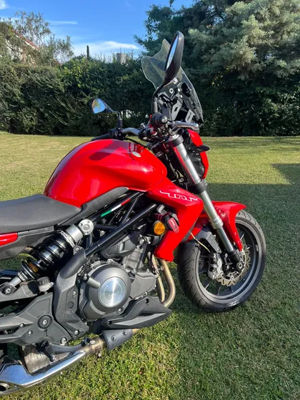Benelli Tnt 300 2019
