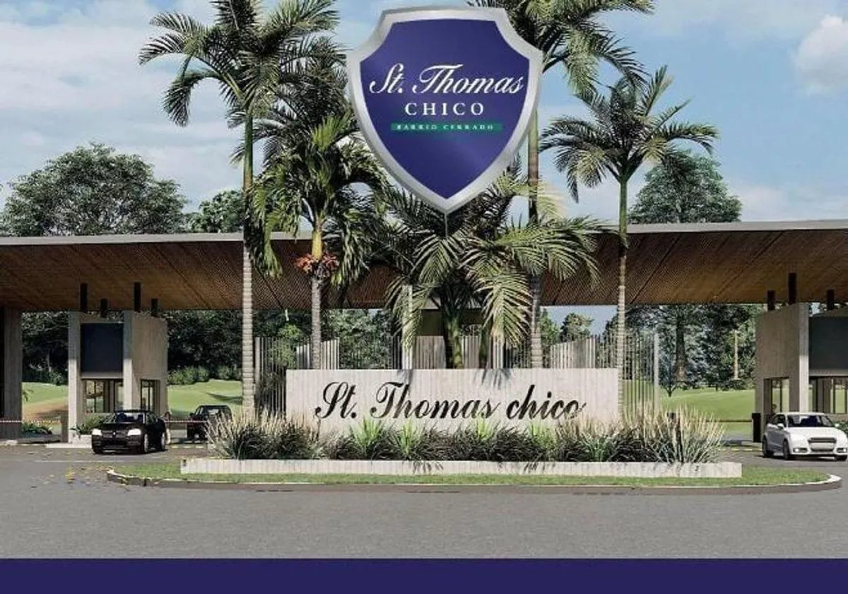 Lot for Sale – 700 m², St. Thomas Chico