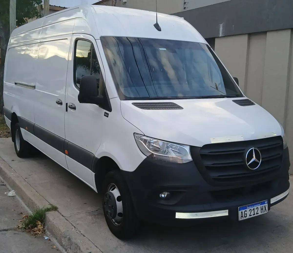 Mercedes-Benz Sprinter 516 CDI Van 4325 XL TE V2 with Camera