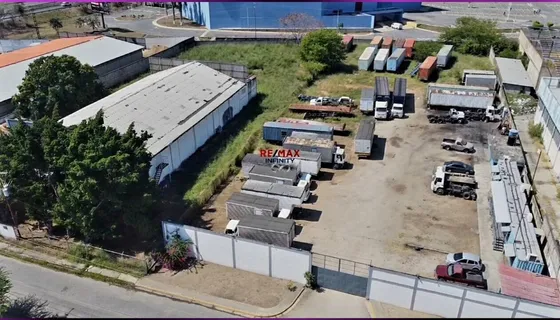  Galpón Comercial E Industrial En Alquiler. Mr. 