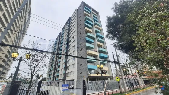 La Cisterna Dpto En Carvajal / Metro Lo Ovalle (305s)