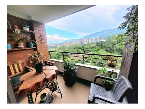 Rhbr-13895 (apto) Piso 5 (envigado, Loma De Las Brujas)