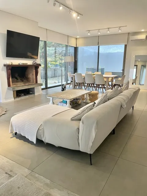 Casa En Venta En  Viñedos De La Tahona 3 Dormitorios