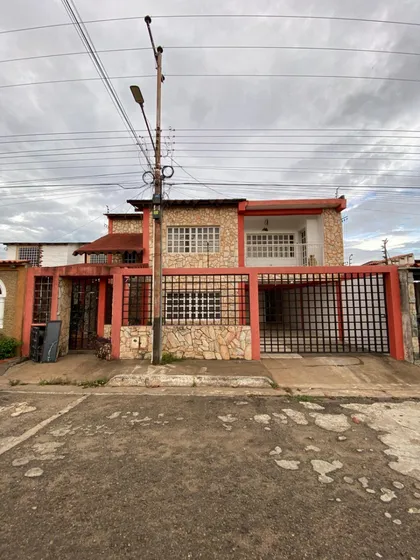Atlantis Brsca Ofrece En Alquiler Casa En Villa Icabaru