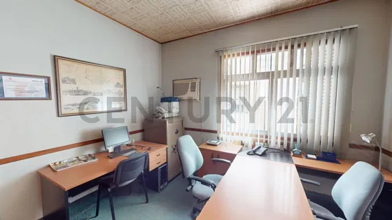 Venta De Oficina En Edificio Historico En San Nicolás Para Múltiples Usos