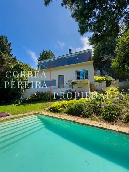 Casa Con Increíble, Desde El Exclusivo Condominio El Boldo.
