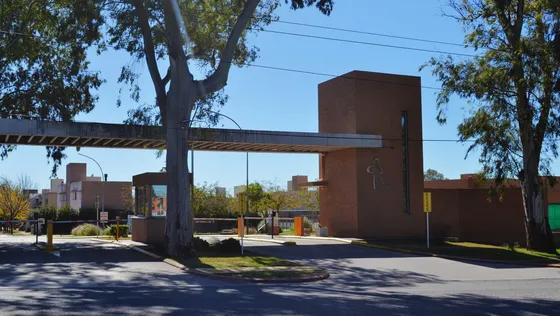 Duplex En Claros Del Bosque