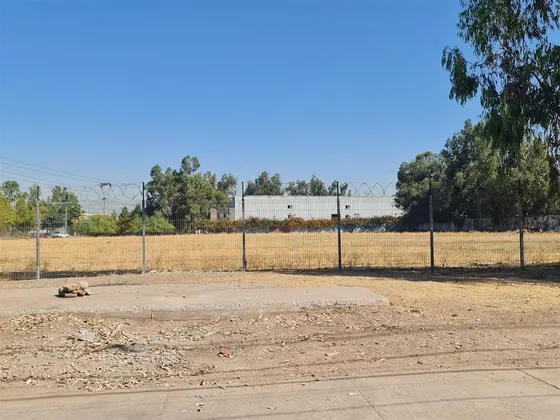 Sitio Industrial En Venta En Huechuraba