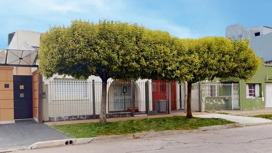 Casa En  Venta En Los Hornos