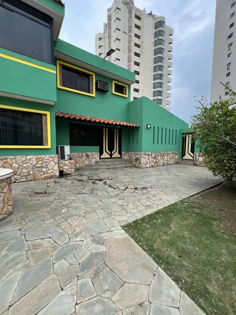 Casa En El Parral Calle Cerrada Fg7