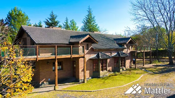 Duplex 5 Ambientes En Alquiler En El Ingreso A Villa General Belgrano.