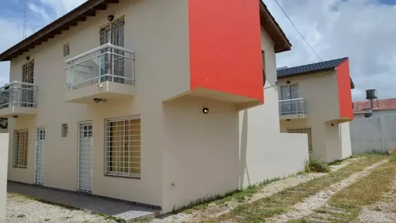Complejo De Dúplex En Venta - 12 Dormitorios 12 Baños - Cocheras - 600mts2 - Mar Del Tuyú